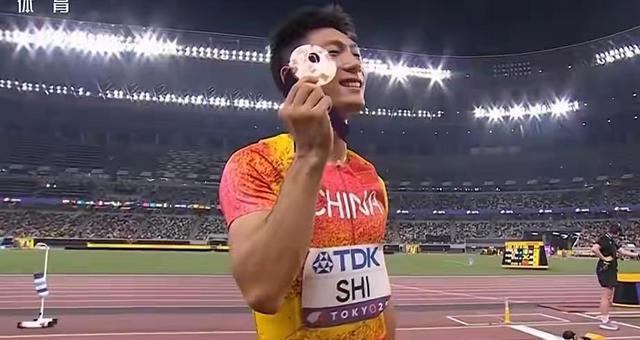 运动在全球, 两位选手都