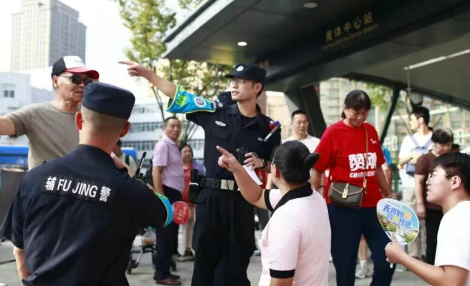 推射, 站位, 形式的